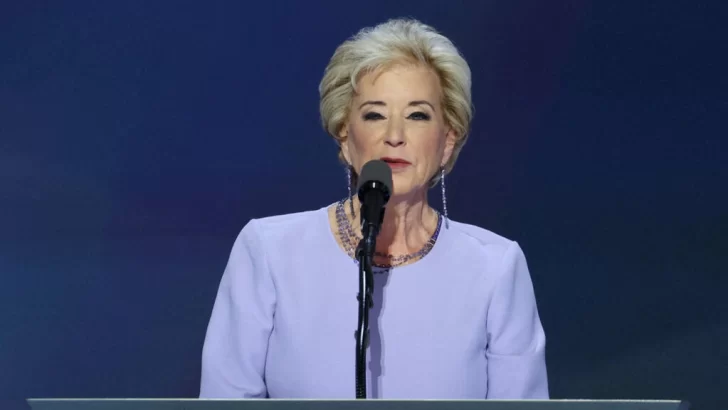 No calificada: rechazan nominación de Linda McMahon como secretaria de Educación