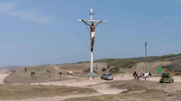 El fotógrafo que retrató durante un año la otra cara de Vaca Muerta, el yacimiento del que depende el futuro energético de Argentina