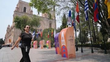 Arranca la Cumbre Iberoamericana de Ecuador empañada por la ausencia de sus líderes