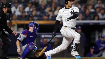 Lindor, Soto y Chourio encabezan a los finalistas latinos para los premios de la MLB