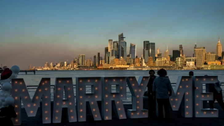 Alertan de mala calidad del aire por incendios en Nueva York