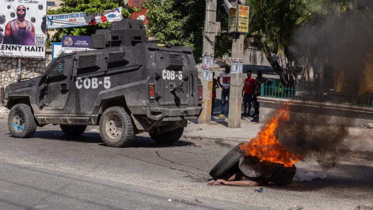Haití sigue bajo asedio de bandas, aunque algunas actividades se reanudan Haití sigue bajo asedio de bandas, aunque algunas actividades se reanudan
