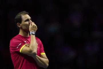 Nadal jugó su último partido como profesional y se despidió ovacionado con lágrimas y sonrisas