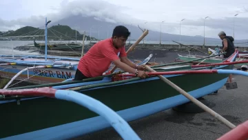 Se acerca a Filipinas el supertifón Man-yi