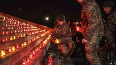 Ucrania: mil días después de la invasión rusa, la omnipresencia de la guerra en la vida cotidiana