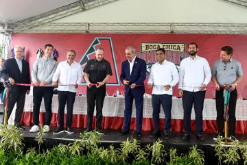 Diamondbacks inaugura academia en Boca Chica