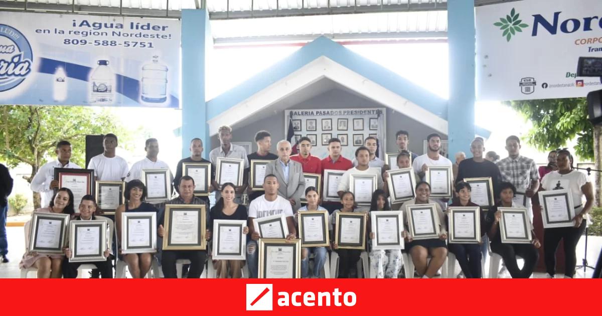 Outstanding athletes from the Duarte province are recognized