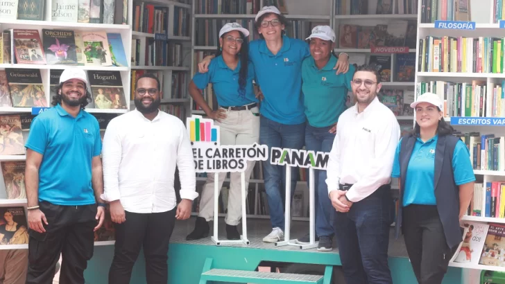 El Carretón de Libros llega a Boca Chica