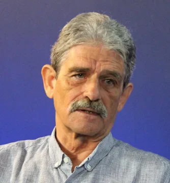 Jean Michel Caroit: 
