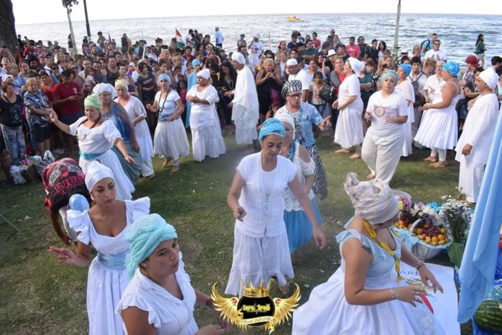 Ceremonia-religiosa-con-gran-participacion-de-mujeres.-Fuente-externa-1-728x486