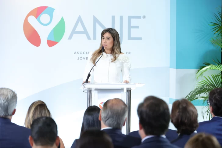 ANJE juramenta nueva junta directiva para 2025