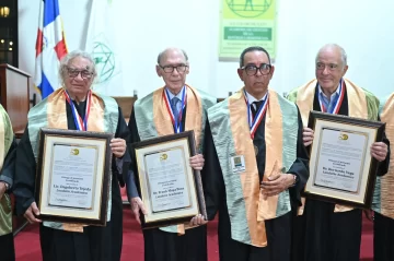 Academia de Ciencias otorga Laudatio Académica a Frank Moya Pons, Bernardo Vega y Dagoberto Tejeda