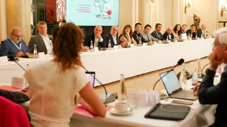 Director general del Teatro Nacional participa en conferencia anual de Ópera Latinoamérica