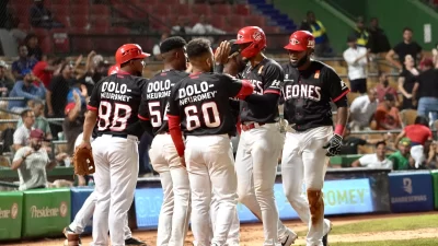 Leones del Escogido colocan contra la pared a los Tigres del Licey y buscarán llevarse la corona hoy