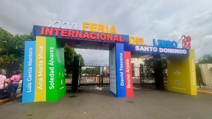 La Feria del Libro Santo Domingo abre sus puertas con solemnidad, anécdotas e ideales