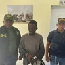 Ejército detiene y entrega a la Policía al ciudadano haitiano que agredió médicos en hospital Darío Contreras