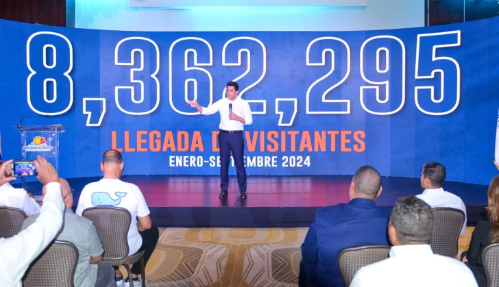 Collado asegura el país cerrará el año con la cifra de 11.5 millones de visitantes