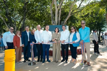 Banco Popular, Primera Dama, MICM y Alcaldía de Santiago inauguran parque Benito Juárez