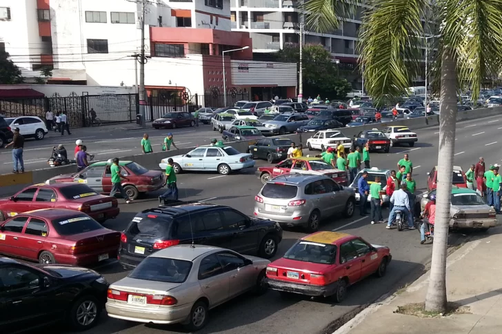 Soluciones posibles a la tragedia y al caos del tránsito terrestre en la República Dominicana