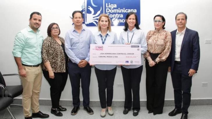 Jergens entrega donación en favor de la prevención del cáncer de mama Jergens entrega donación en favor de la prevención del cáncer de mama