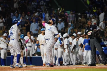 Licey blanquea a Escogido y Estrellas extienden dominio ante Toros