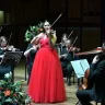 Violinista dominicana Aysha Syed ofrece concierto en Sudáfrica por el Día Internacional de la Eliminación de la Violencia contra la Mujer