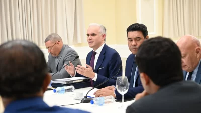 De Camps presenta ante comisión especial proyecto de Modernización al Código de Trabajo