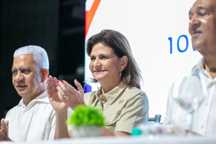 'Yo no soy florero de nadie, donde yo llego tengo que trabajar', dijo Raquel Peña en acto de Conatra