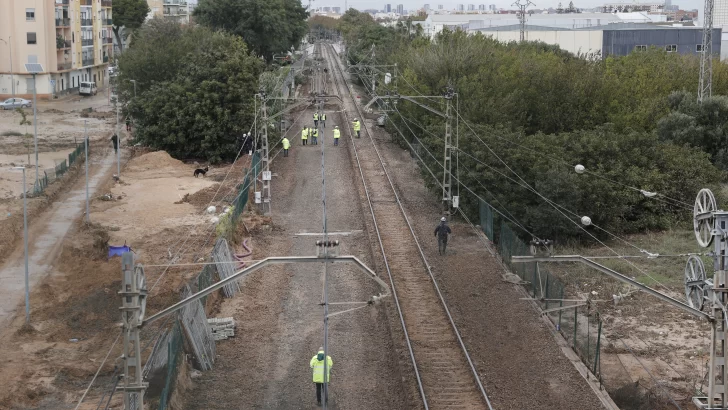 Miles de evacuados, transporte suspendido e inundaciones en otro temporal que azota España