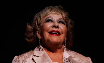 Muere Silvia Pinal, la actriz y gran diva mexicana que persiguió a Buñuel hasta convertirse en su musa