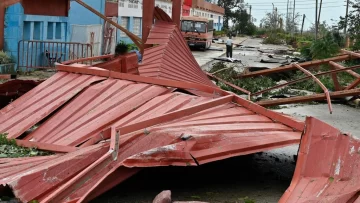 Cuba empieza a recuperar la electricidad tras el paso del huracán Rafael