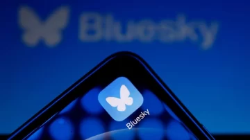 Qué es Bluesky, la red social alternativa para los usuarios que dejan X como protesta contra Elon Musk