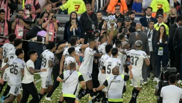 Botafogo conquista su primera Copa Libertadores al vencer 3-1 a Atlético Mineiro Botafogo conquista su primera Copa Libertadores al vencer 3-1 a Atlético Mineiro