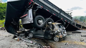 Accidente mortal en Brasil: 22 personas mueren tras el incendio de un autobús