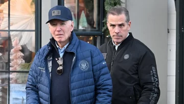 Biden indulta oficialmente a su hijo Hunter y dice que 'la política infectó el proceso y condujo a un error de la justicia'