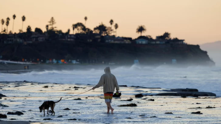 Un sismo de magnitud 7 sacude a California y genera alerta de tsunami