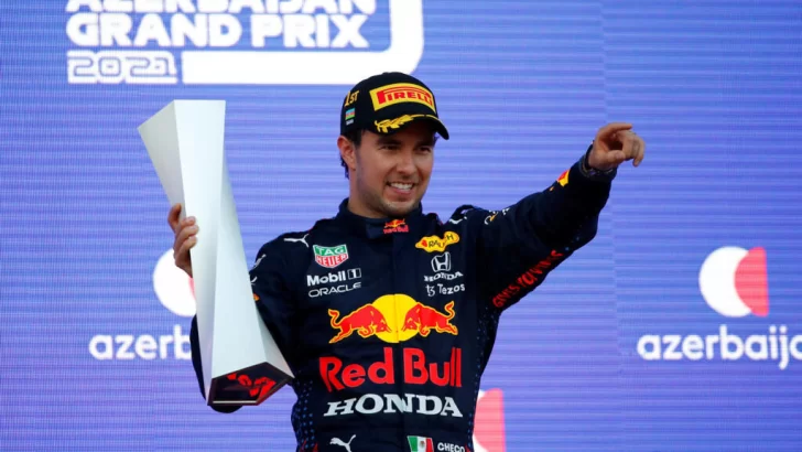 Sergio Checo Pérez le dice adiós a la escudería Red Bull tras una temporada complicada