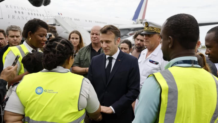 Macron llega a Mayotte para evaluar las consecuencias del ciclón Chido