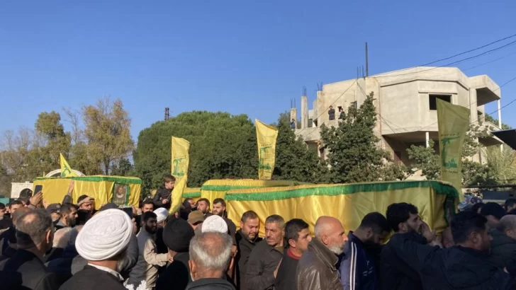 Hezbolá entierra a sus combatientes en el sur del Líbano