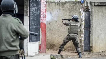 El caos se instala en Mozambique tras tres días de violencia que han dejado 125 muertos