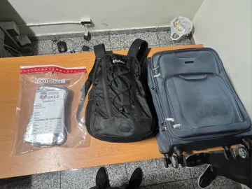 Detenido en el AILA hombre que viajaría a España con dos kilos de cocaína