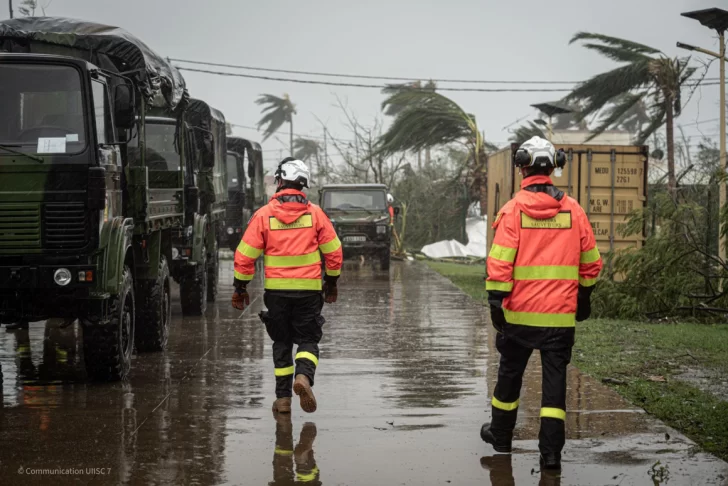 'La isla está totalmente devastada', asegura el ministro del Interior desde Mayotte