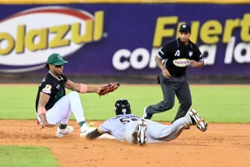 Gigantes castigan a Leones, Tigres a Toros y Águilas a Estrellas