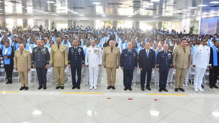 DIGEV gradúa a 44 mil 114 nuevos técnicos y auxiliares DIGEV gradúa a 44 mil 114 nuevos técnicos y auxiliares