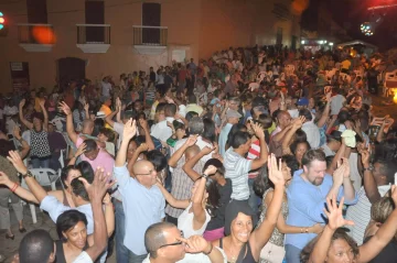 La-alegria-del-merengue-en-Bonye-cada-domingo-en-la-Ciudad-Colonial-728x483