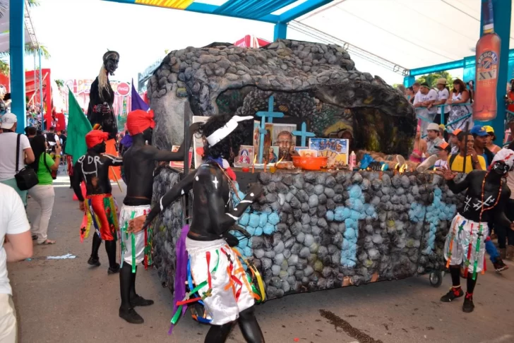 MUNDOCARNAVAL-DOMINICANO-728x486