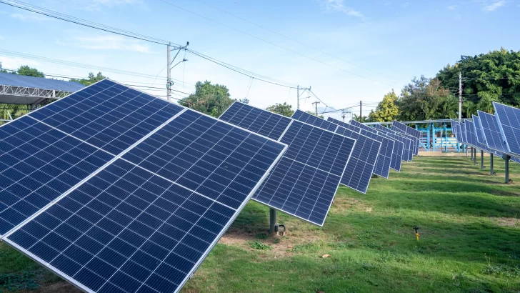 Ambientalistas piden revisar reglamento de paneles solares y convocar diálogo público