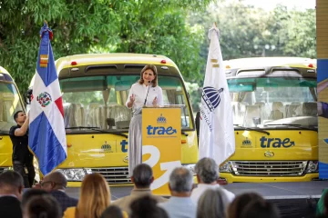 Raquel Peña lanza rutas escolares para impactar la educación en tres provincias del Cibao