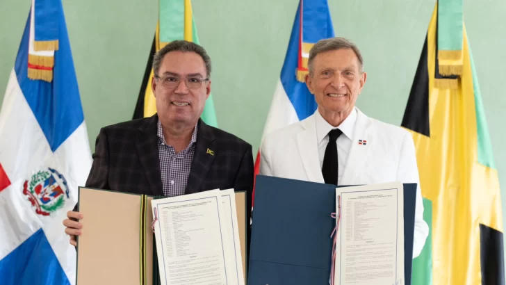 República Dominicana y Jamaica firman acuerdo de servicios aéreos para fortalecer turismo y comercio