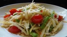 Spicy-green-papaya-salad